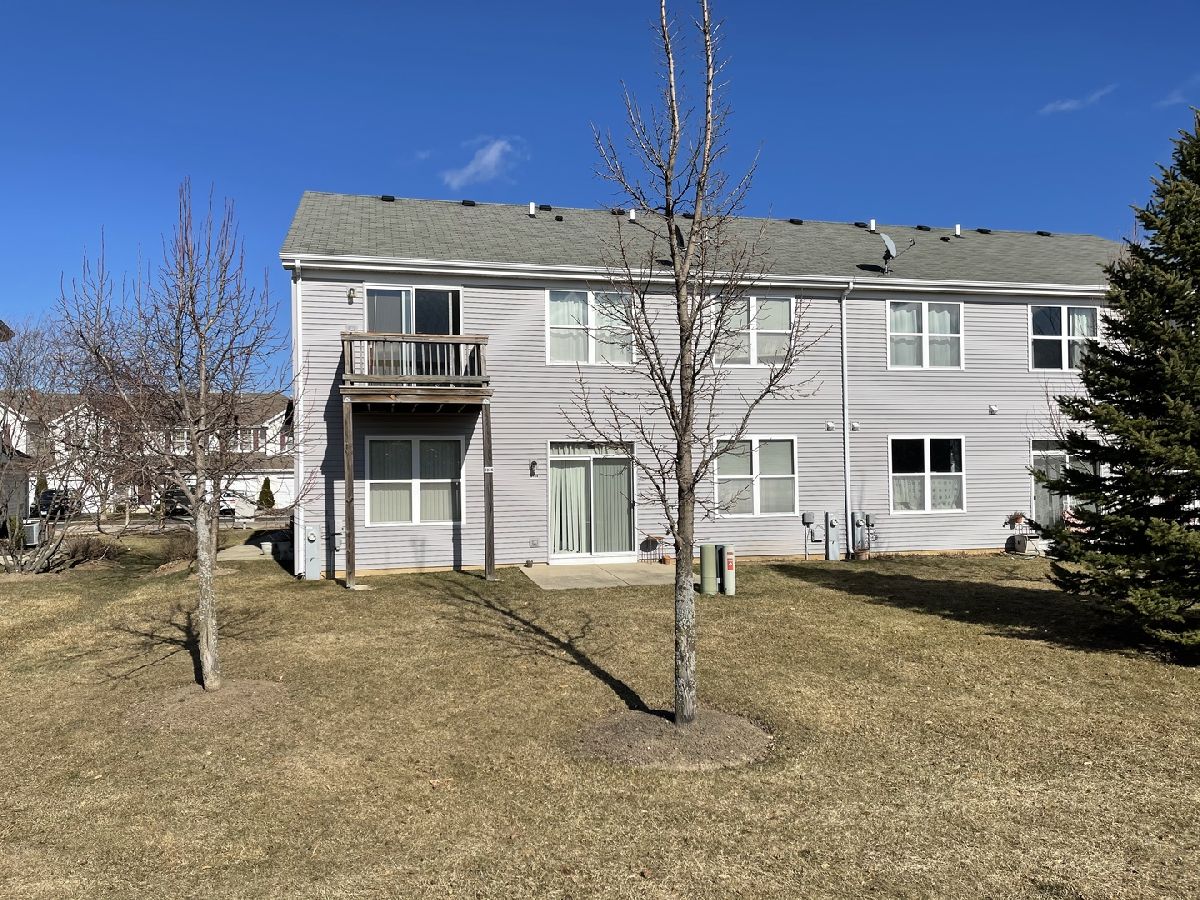 Condos & Townhomes & Homes Sold Remington Pointe Fox Lake Illinois, 1336 Remington