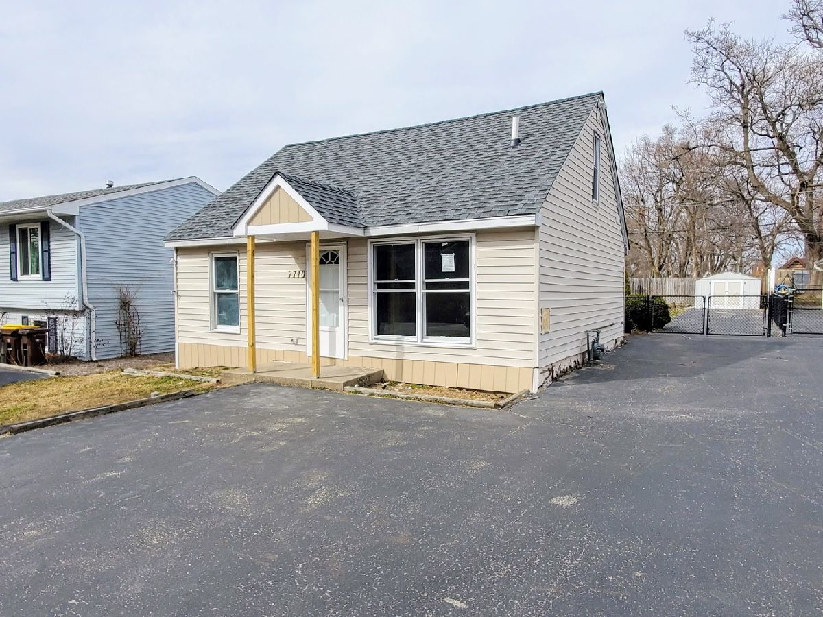 Homes Rented Shore Hills Wonder Lake Illinois, 7710 Beaver