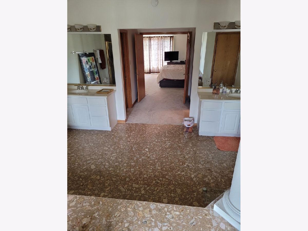 Homes & Townhomes Sold Dynasty Lakes Hazel Crest Illinois, 3801 Carrington