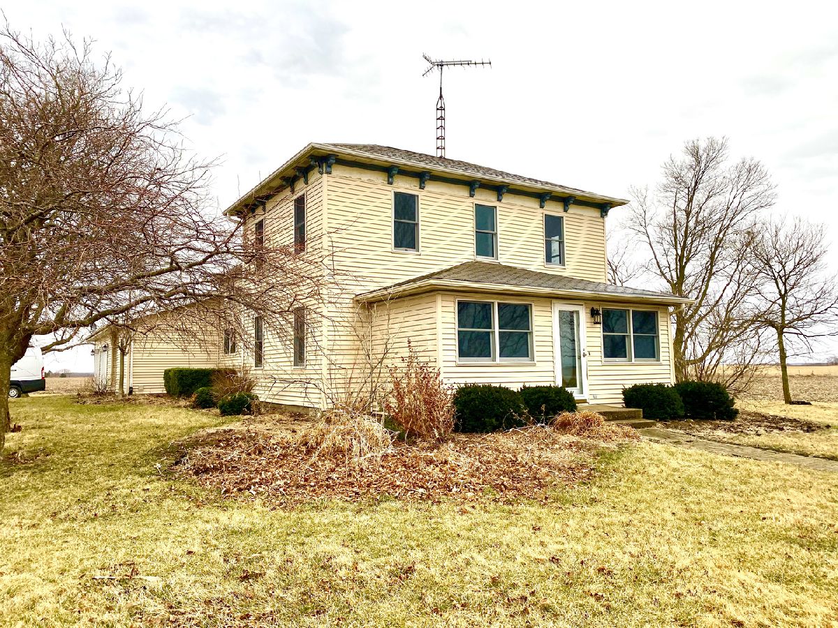  Rented Seneca Illinois, 2858 29th