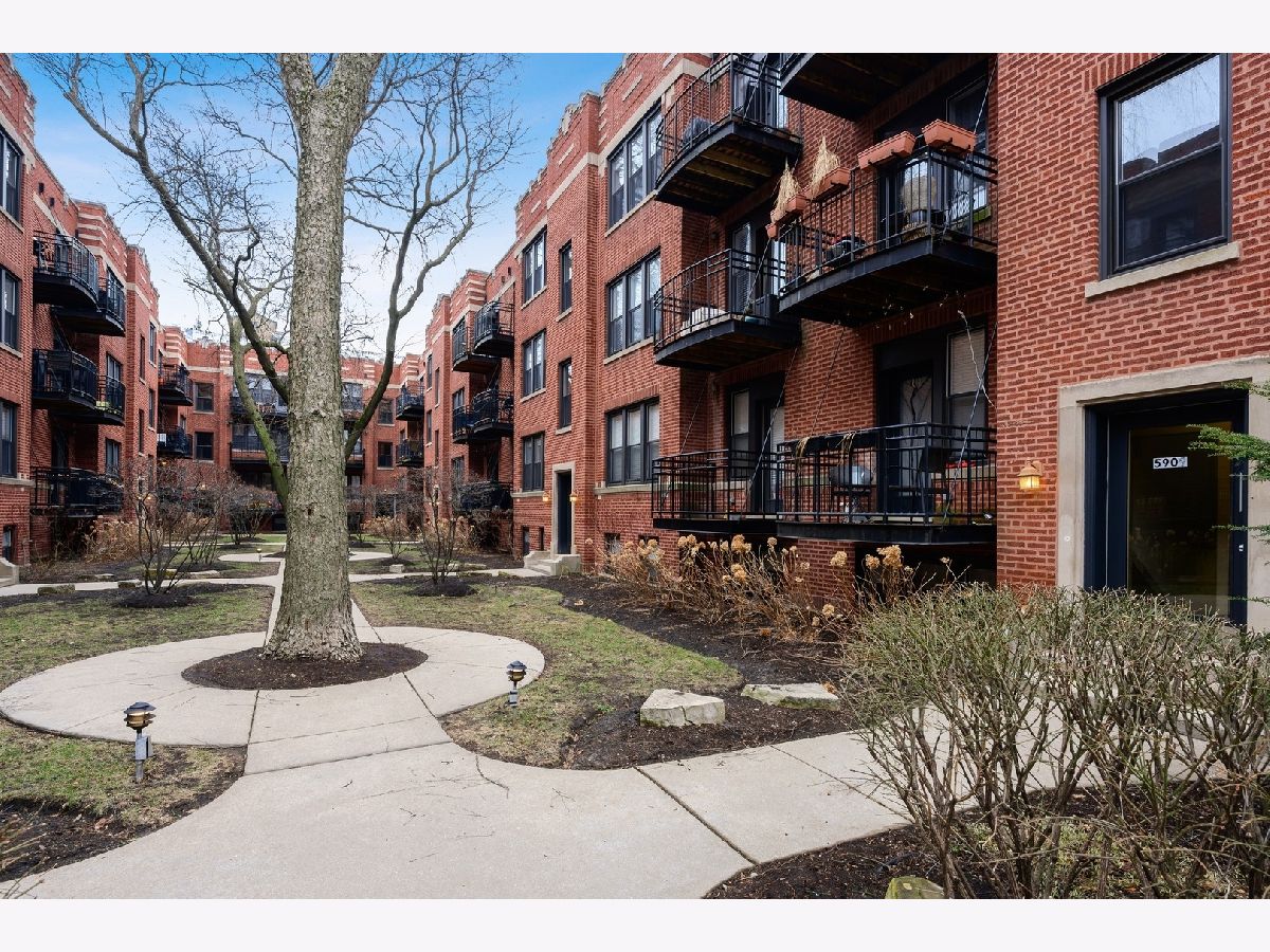 Condominiums Sold Paulina Ridge Court Chicago Illinois, 5909 Paulina