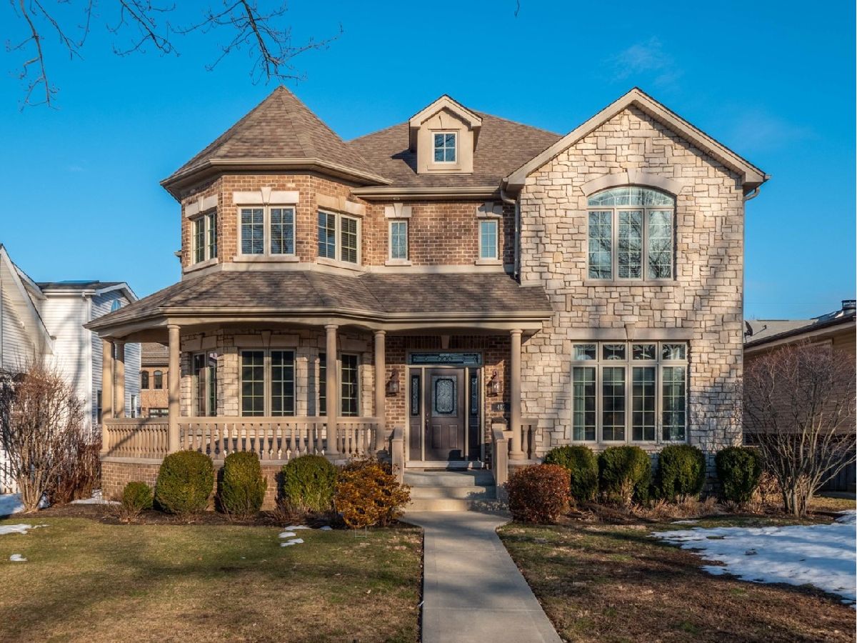 Homes & Condos & Townhomes Sold Centennial Park Park Ridge Illinois, 405 Western