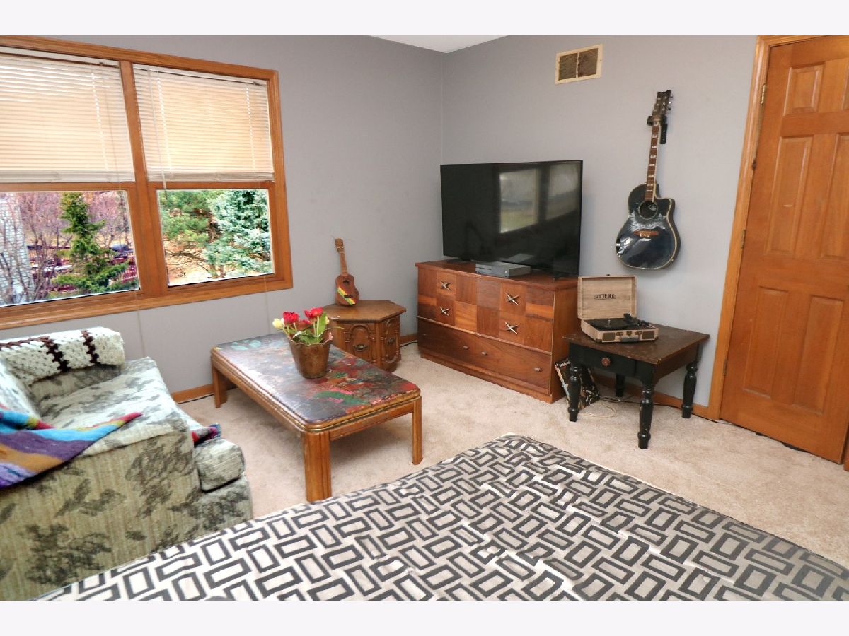 Homes Sold Autumn Ridge Woodstock Illinois, 1274 Amber