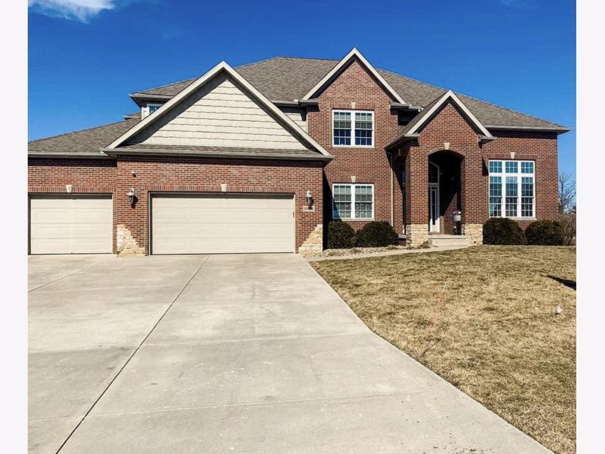 Homes Sold Dover Ridge Bloomington Illinois, 20072 Murray Hill