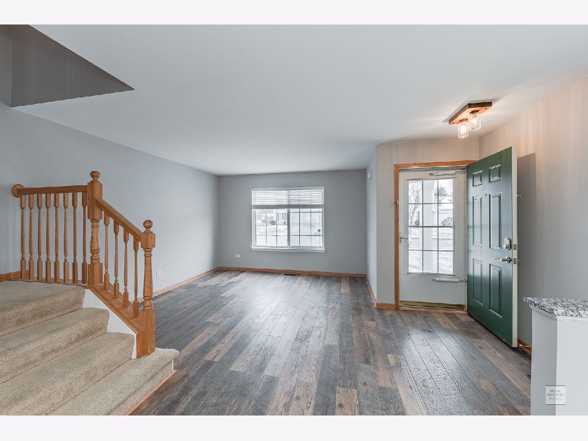 Townhomes & Homes Rented Montgomery Crossings Montgomery Illinois, 2431 Roxbury