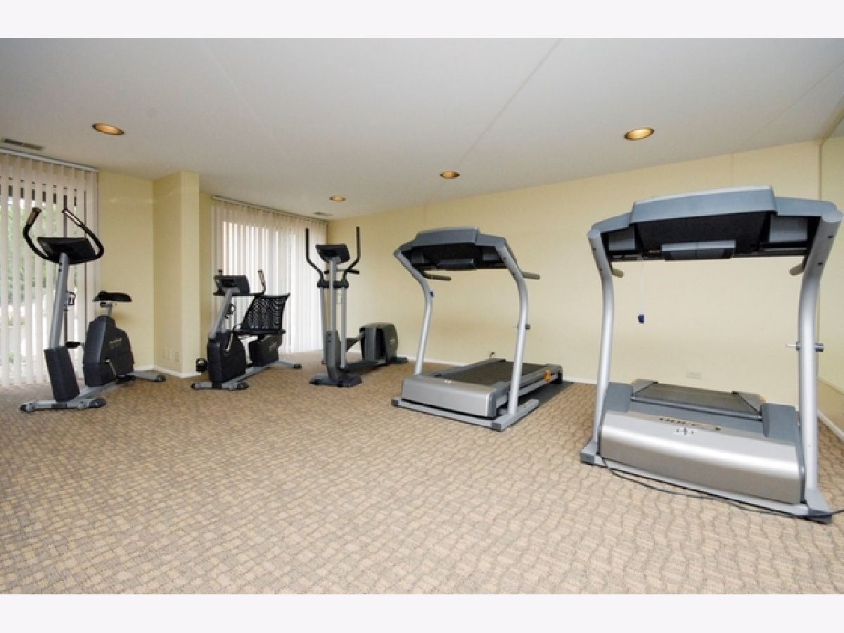 Condos & Townhomes Rented Arbors At Barrington Barrington Illinois, 600 Russell