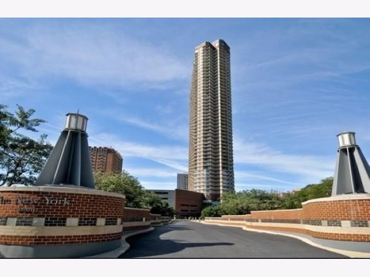 Condominiums Rented The New York Chicago Illinois, 3660 Lake Shore