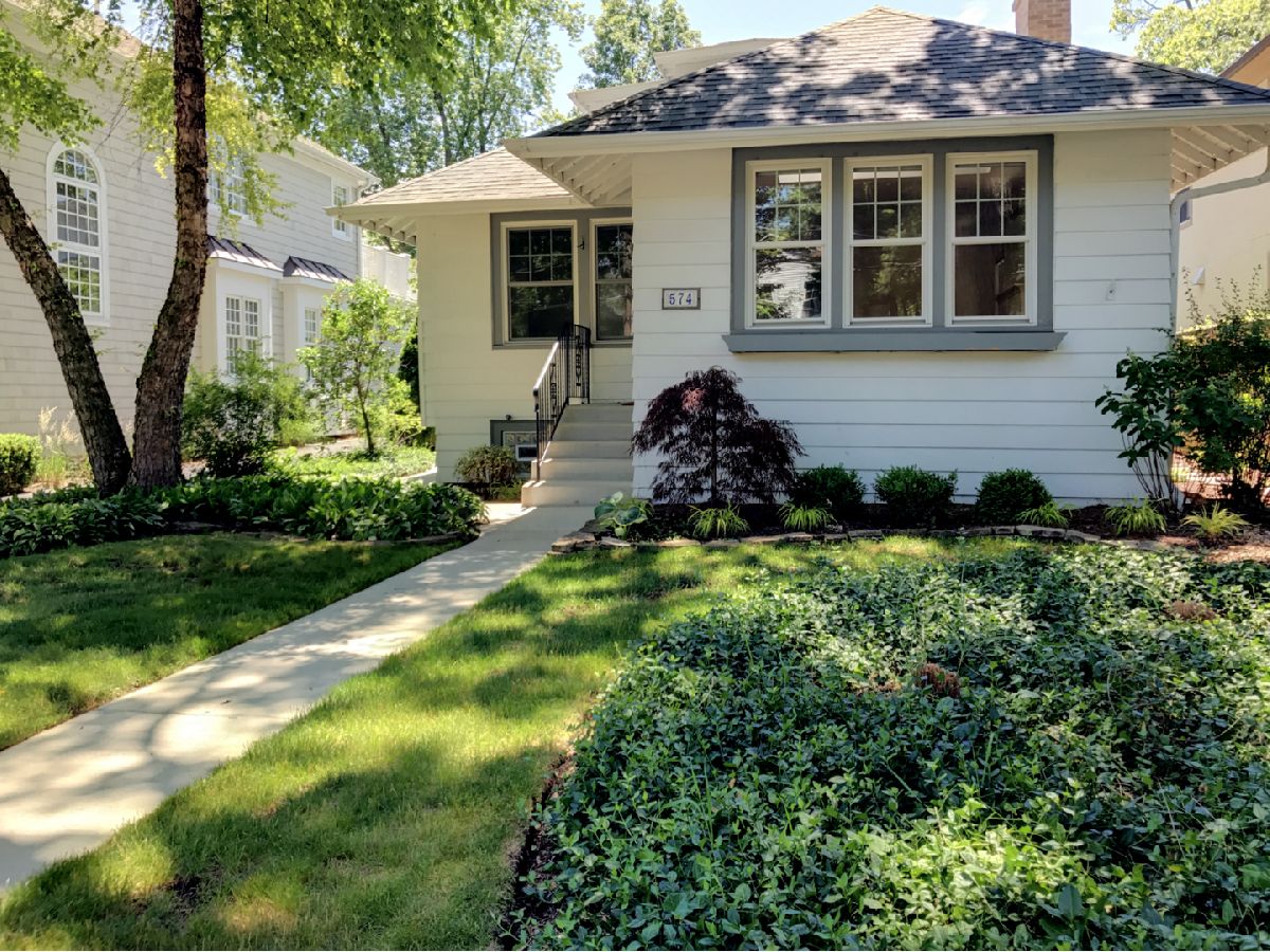 Homes & Condos & Townhomes Rented East Winnetka Winnetka Illinois, 574 Orchard