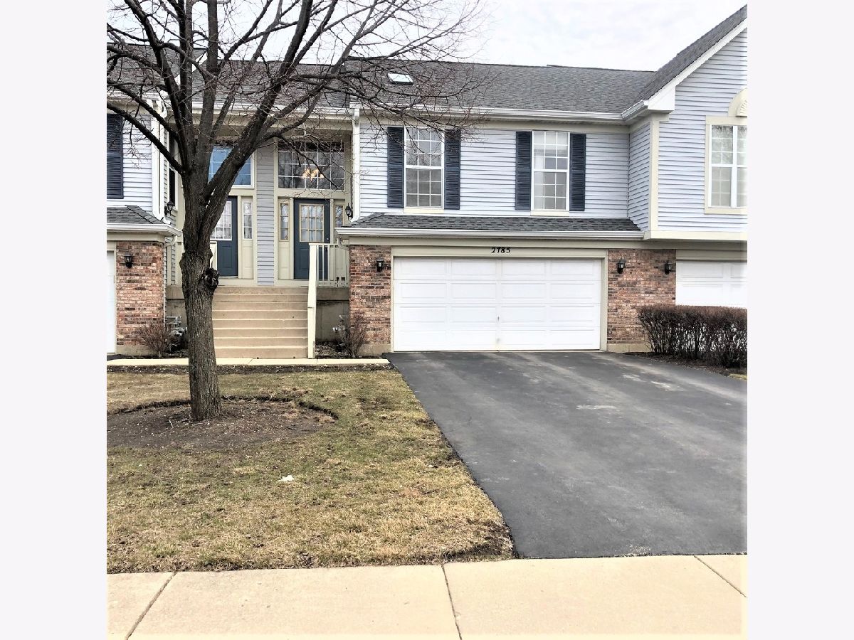 Townhomes & Condos Rented Lost Creek Arlington Heights Illinois, 2785 Cedar Glen