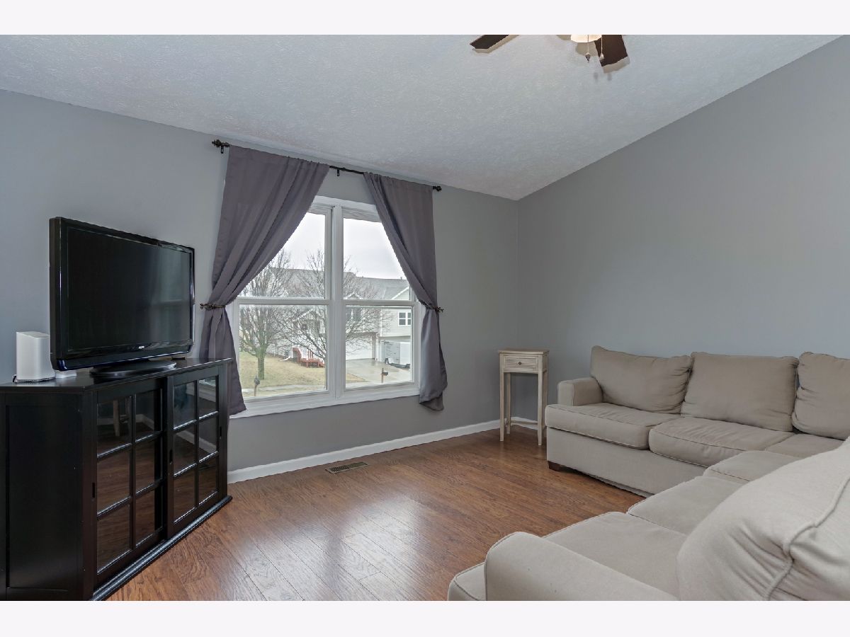 Homes & Condos & Townhomes Sold Highland East Bloomington Illinois, 2762 Arrowhead