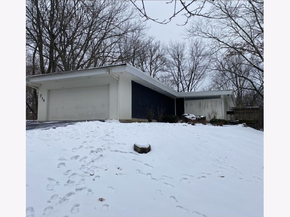 Homes Rented Whispering Oaks Lake Forest Illinois, 715 Longwood