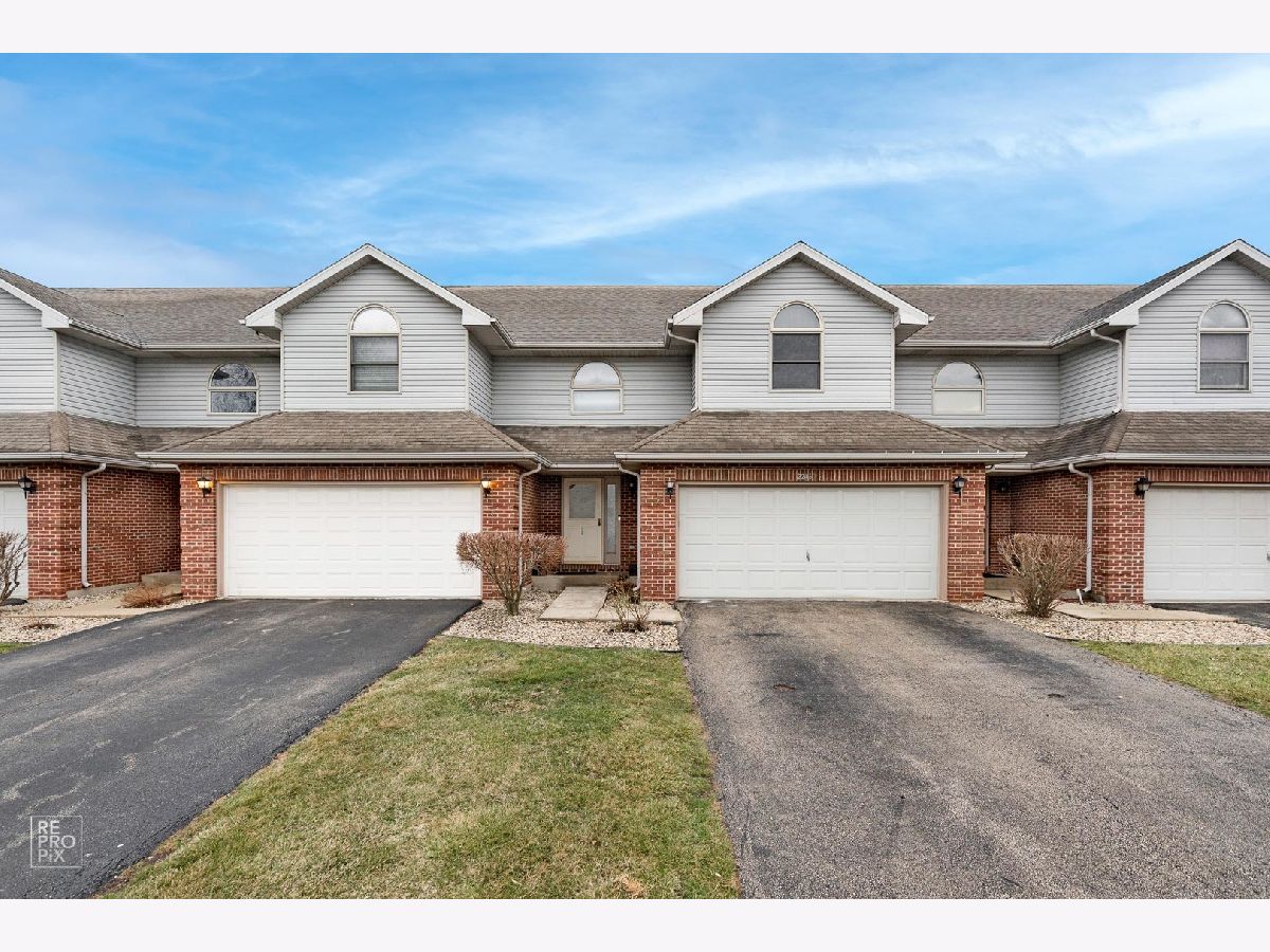 Townhomes Sold Crestbrooke Crest Hill Illinois, 2206 Jasmine