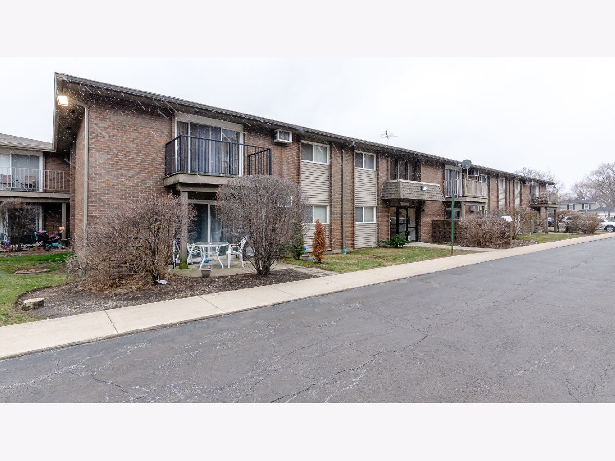 Lisle Place Lisle IL, Condominiums For Sale & For Rent Sadie Winter