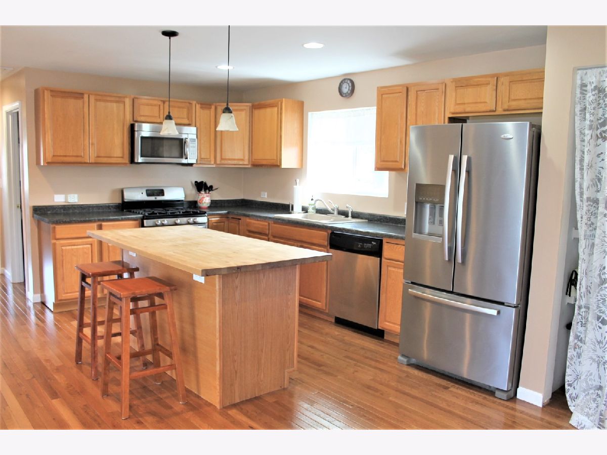Homes Sold Duck Lake Woods Ingleside Illinois, 35089 Rosewood