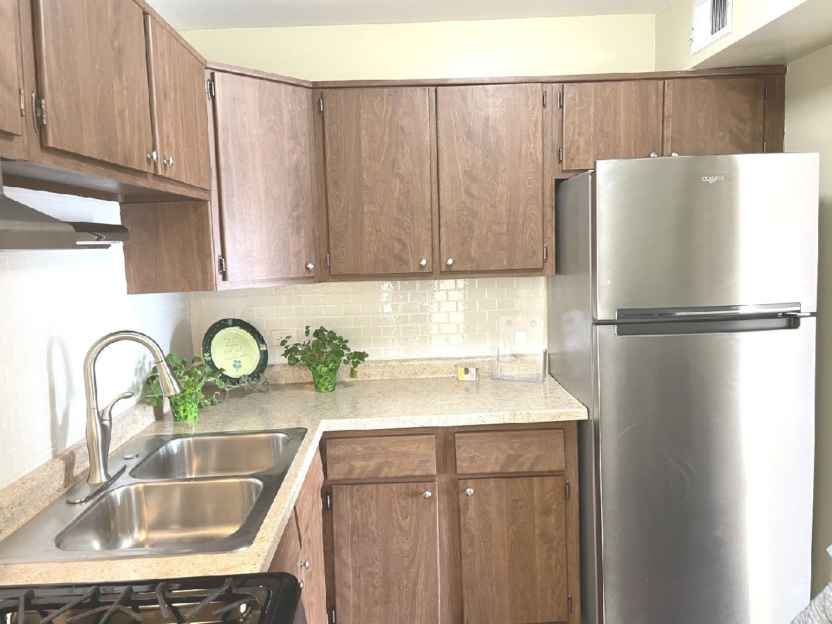 Condominiums & Homes Sold Bayport Oak Lawn Illinois, 9840 Pulaski