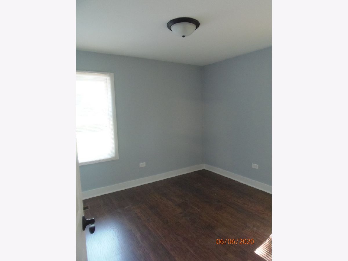 Homes Rented Lith Estates Lake In The Hills Illinois, 9 Indian