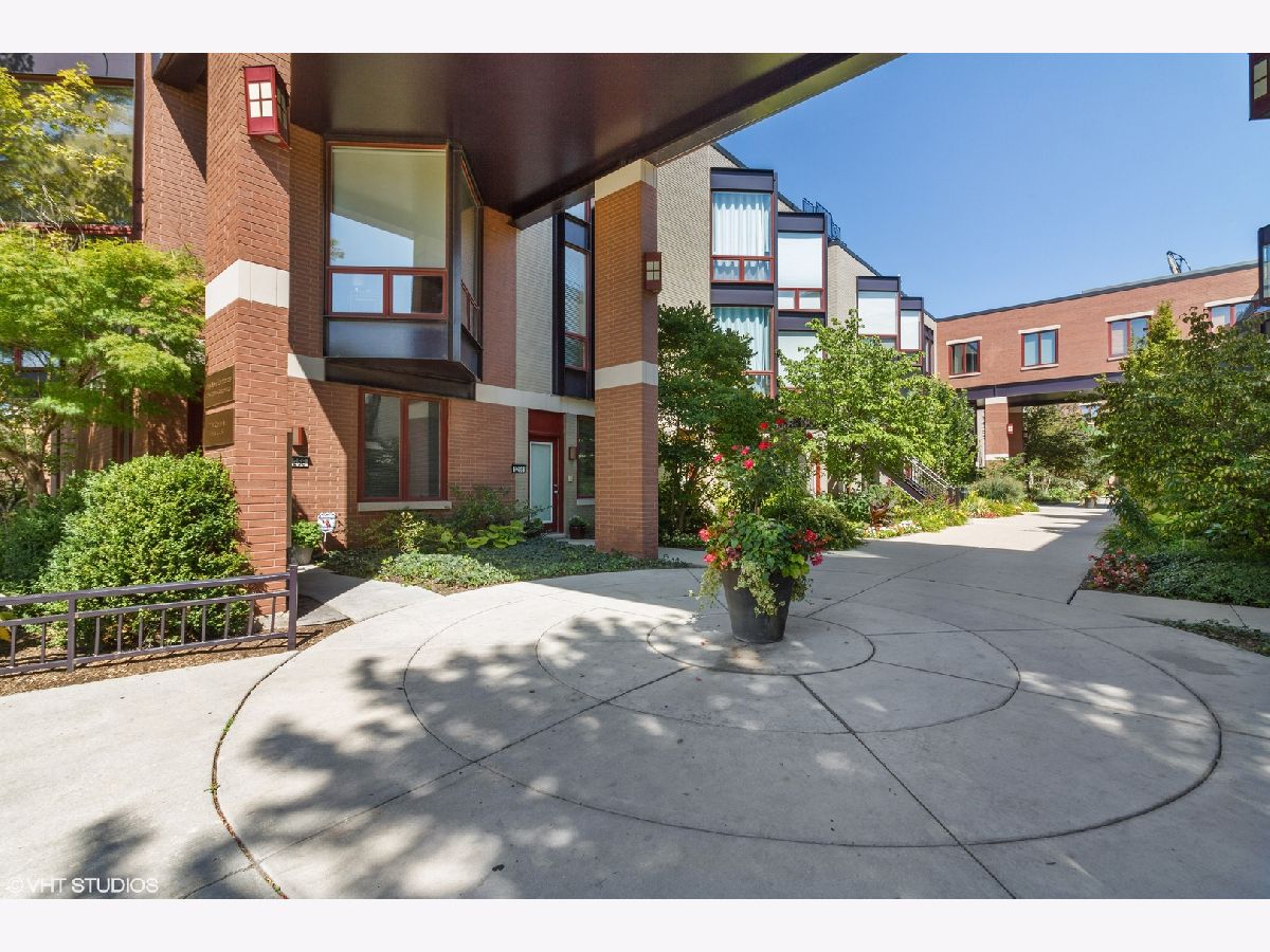 Townhomes & Condos Rented Daily News Townhomes Chicago Illinois, 1240 Cottage