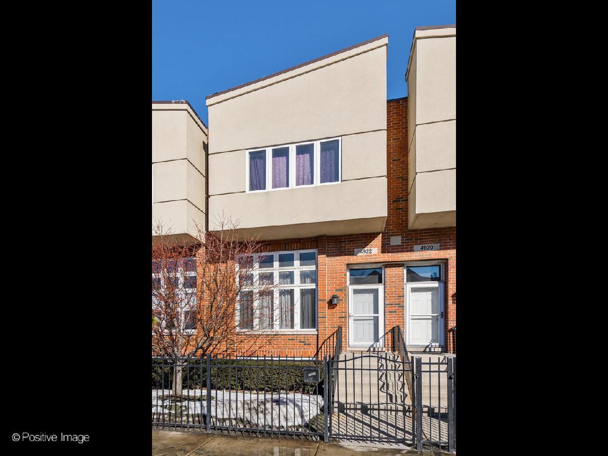 Condos & Townhomes Sold Lawrence Square Chicago Illinois, 4922 Lawrence