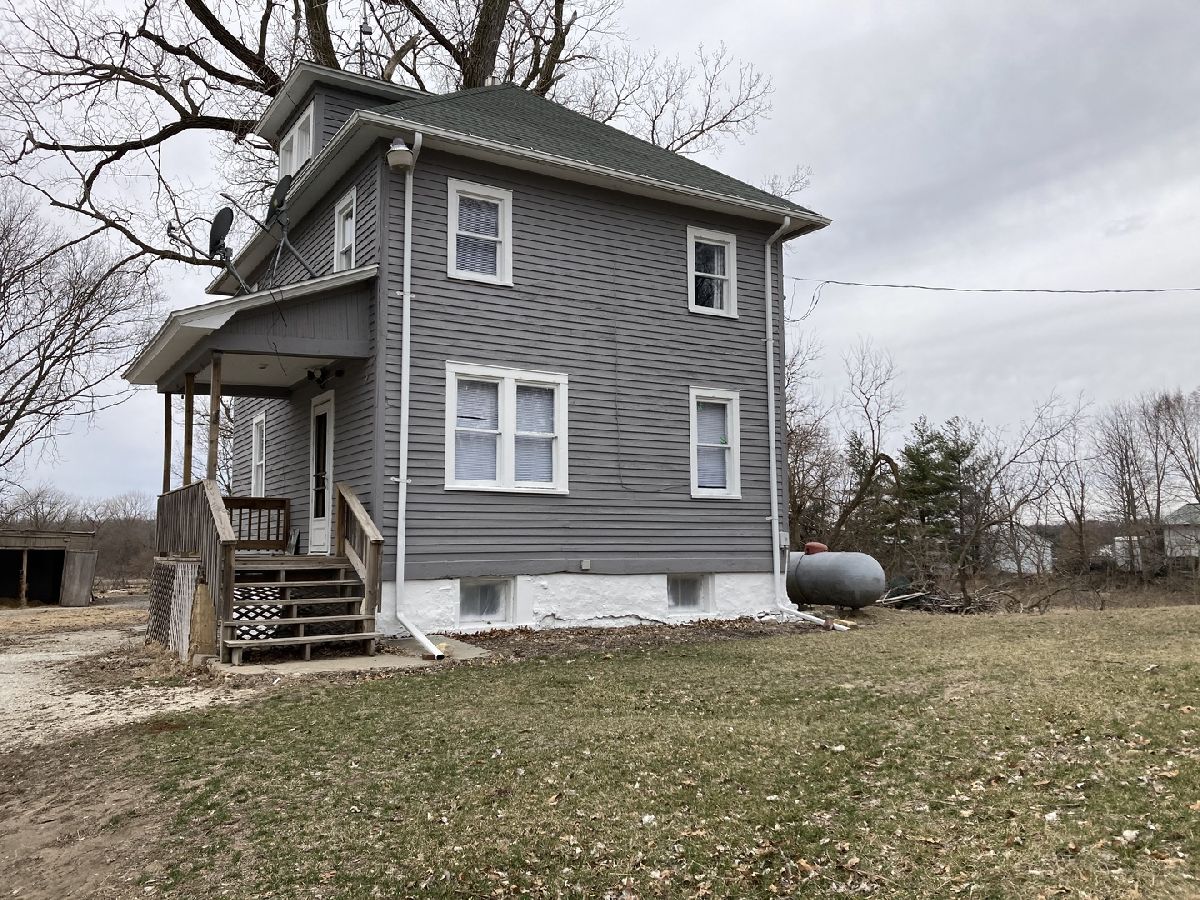  Rented Bonfield Illinois, 1702 6250w
