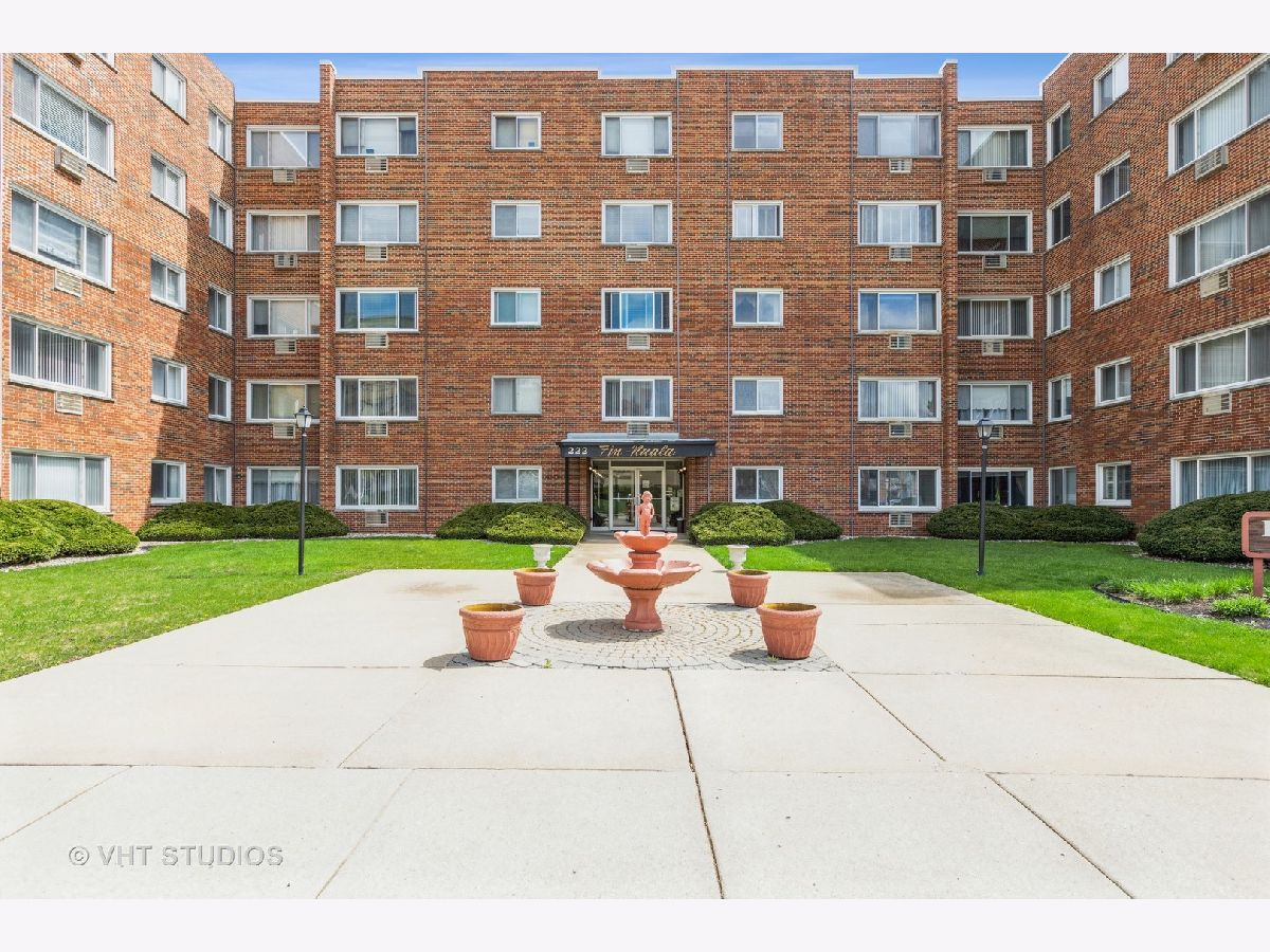 Condominiums Sold Finuala Joliet Illinois, 222 Madison