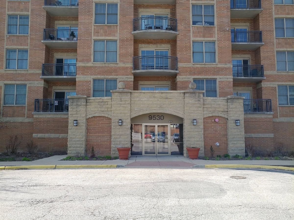 Condominiums Sold Prairie Town Center Oak Lawn Illinois, 9530 Cook