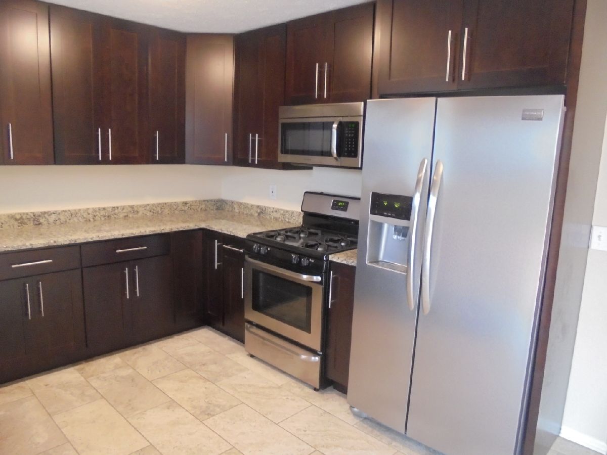  Rented Rockford Illinois, 3235 Citadel