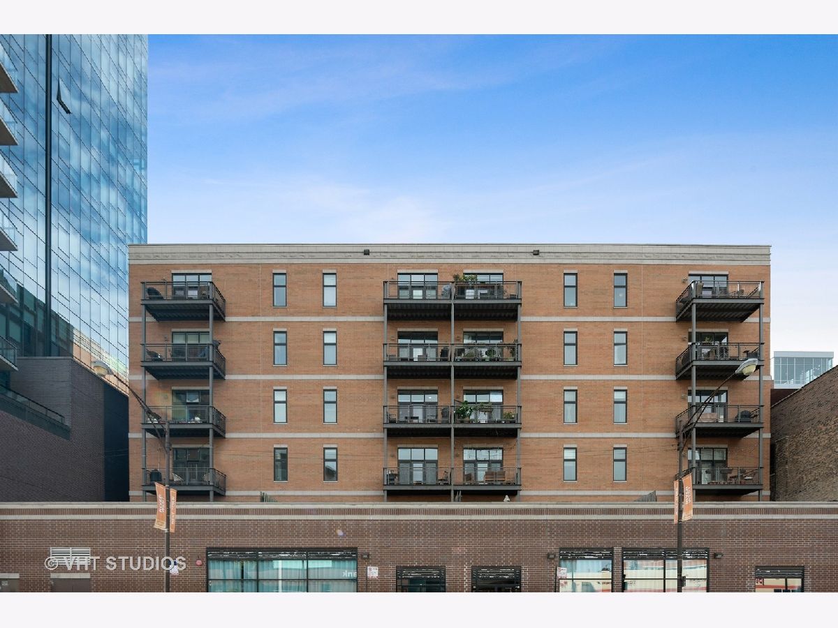 Condos & Townhomes Sold City Lights Chicago Illinois, 725 Aberdeen