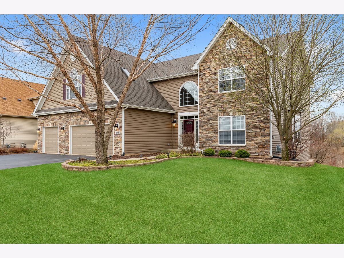 Homes Sold Willows Edge Crystal Lake Illinois, 1061 Dovercliff