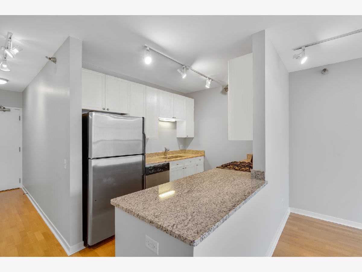 Condominiums Sold The Grand On Grand Chicago Illinois, 200 Grand