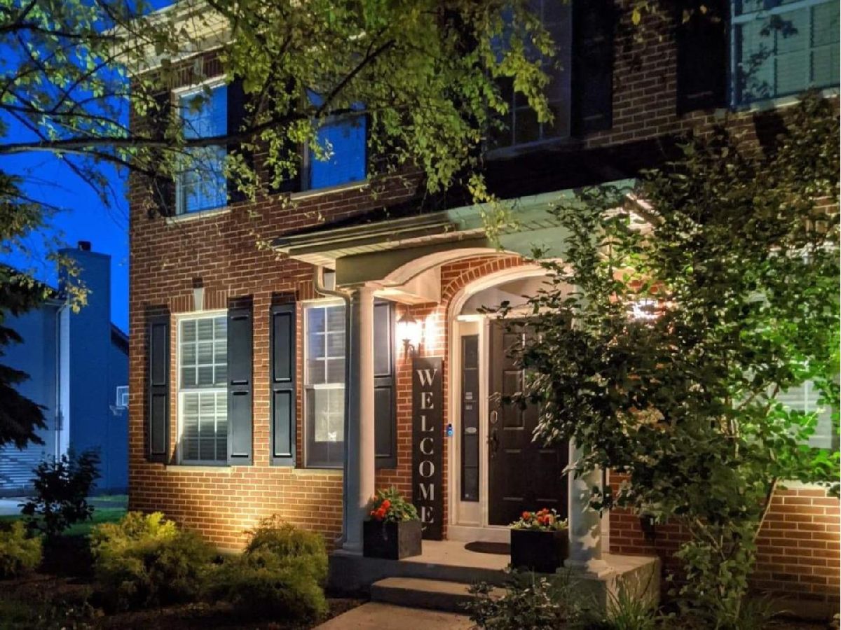 Homes Sold Ridings East Bartlett Illinois, 1315 Bay Meadows