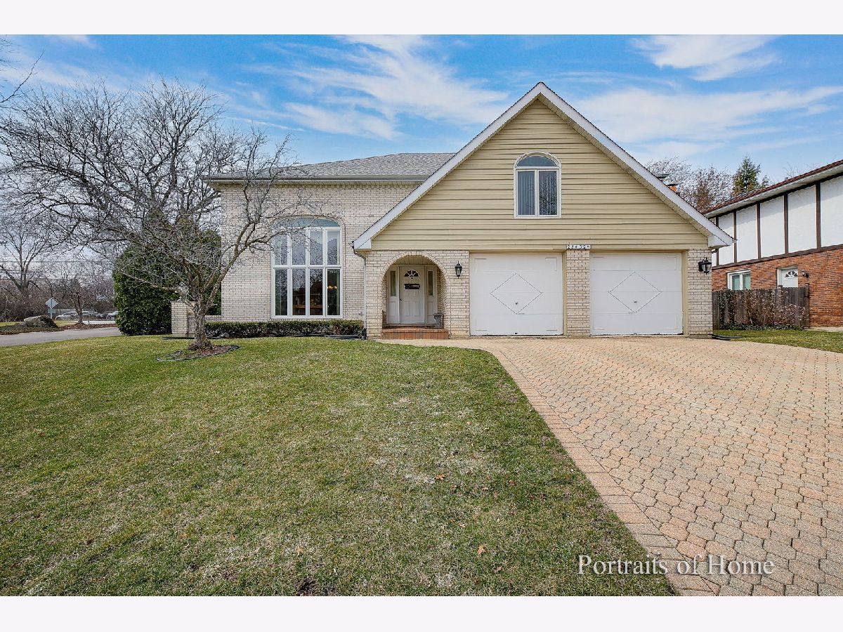 Homes Sold Greenbriar Glen Glen Ellyn Illinois, 2S432 Terrace