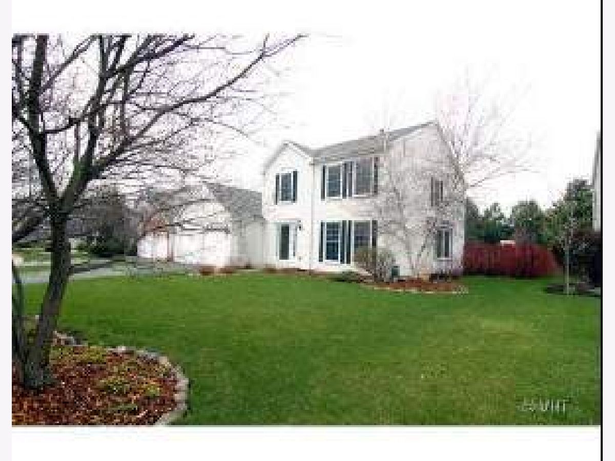 Homes & Condos & Townhomes Sold Grosse Pointe Vernon Hills Illinois, 74 Royal Oak