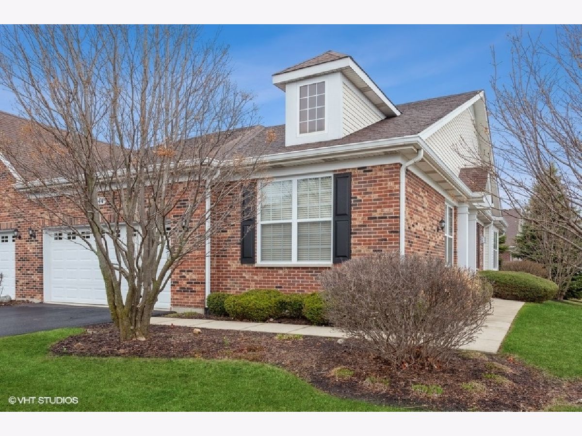 Townhomes Sold Hampton Park Naperville Illinois, 2844 Bond