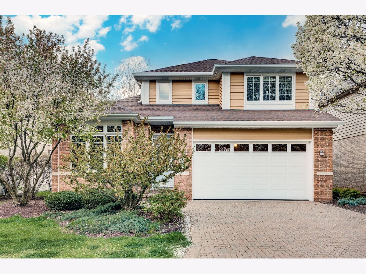 Homes Sold Breton Lakes Willowbrook Illinois, 6328 Breton Lakes