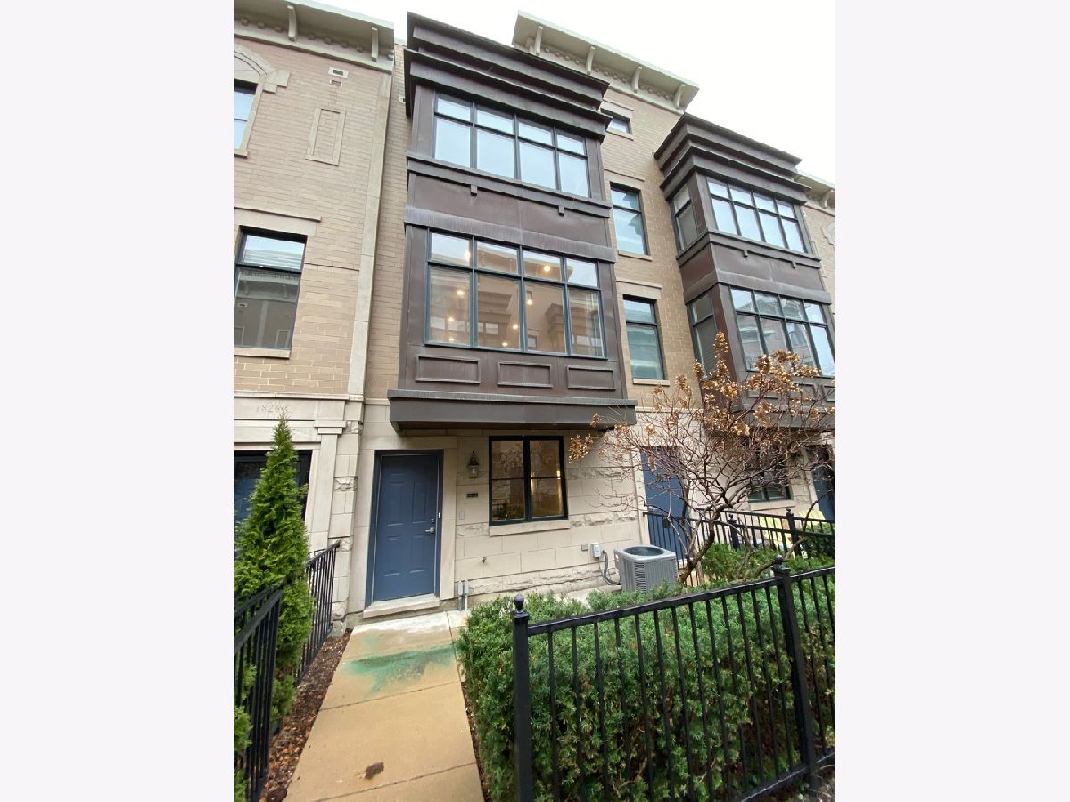 Townhomes Sold Kensington Park Chicago Illinois, 1826 Indiana