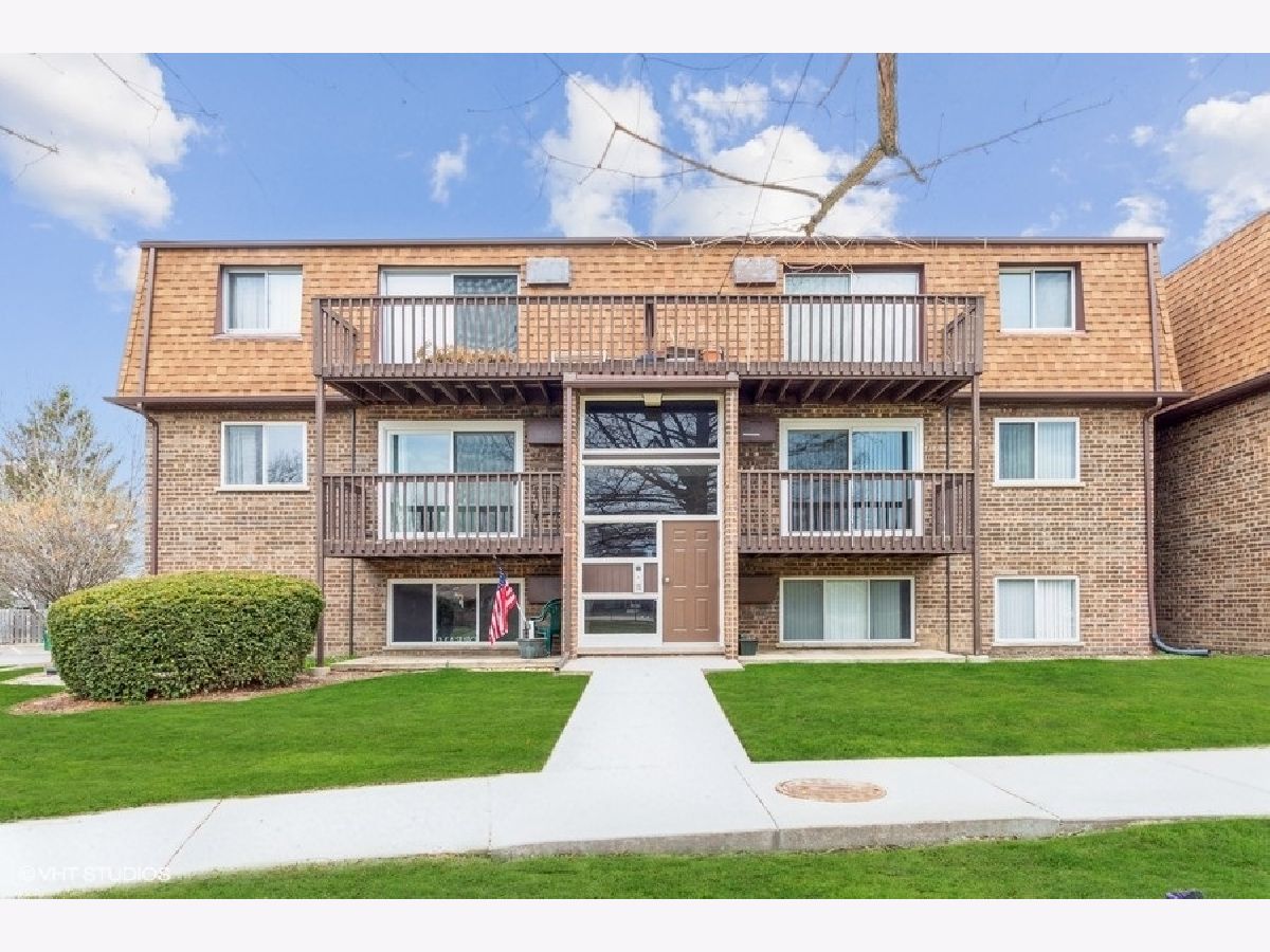 Condominiums Rented Boardwalk Elk Grove Village Illinois, 103 Boardwalk