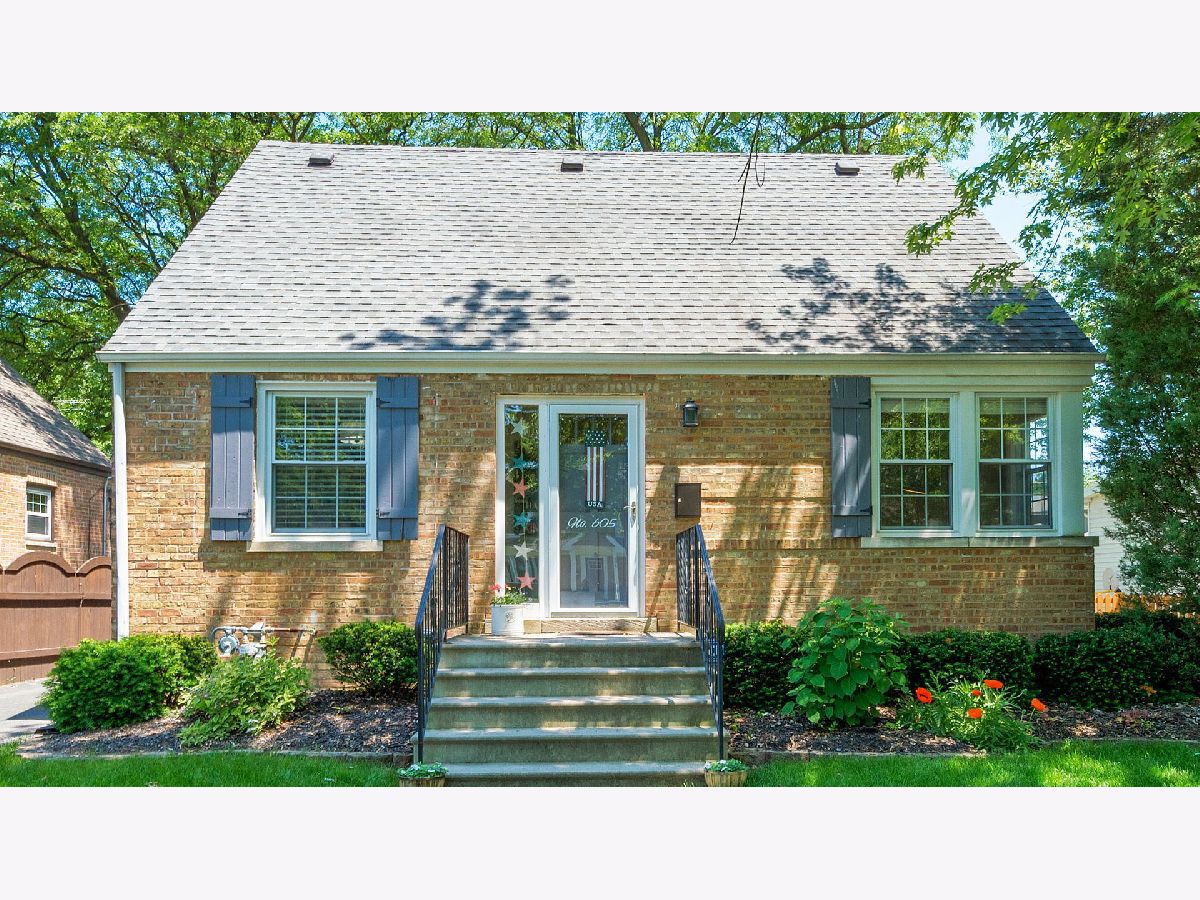 Homes Rented Sedgewick Park La Grange Illinois, 605 9th