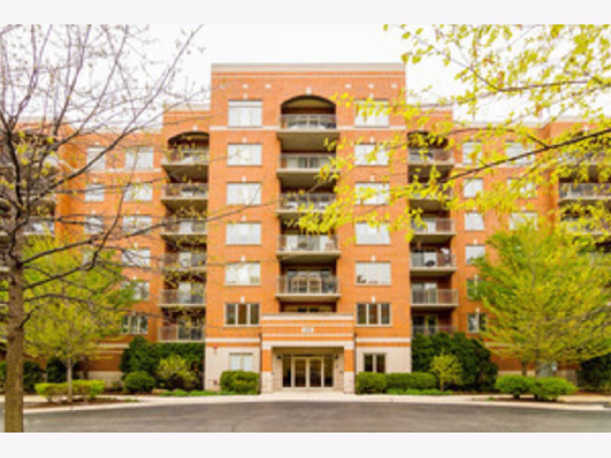 Condos & Townhomes Rented Stone Gate Des Plaines Illinois, 390 Western