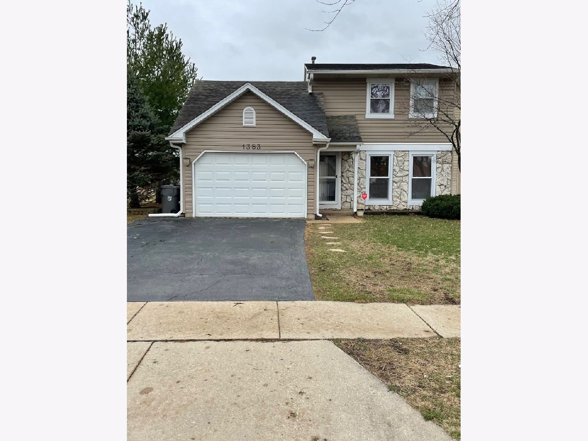 Condos & Townhomes Sold Parkwood Farms Elgin Illinois, 1383 Inverness