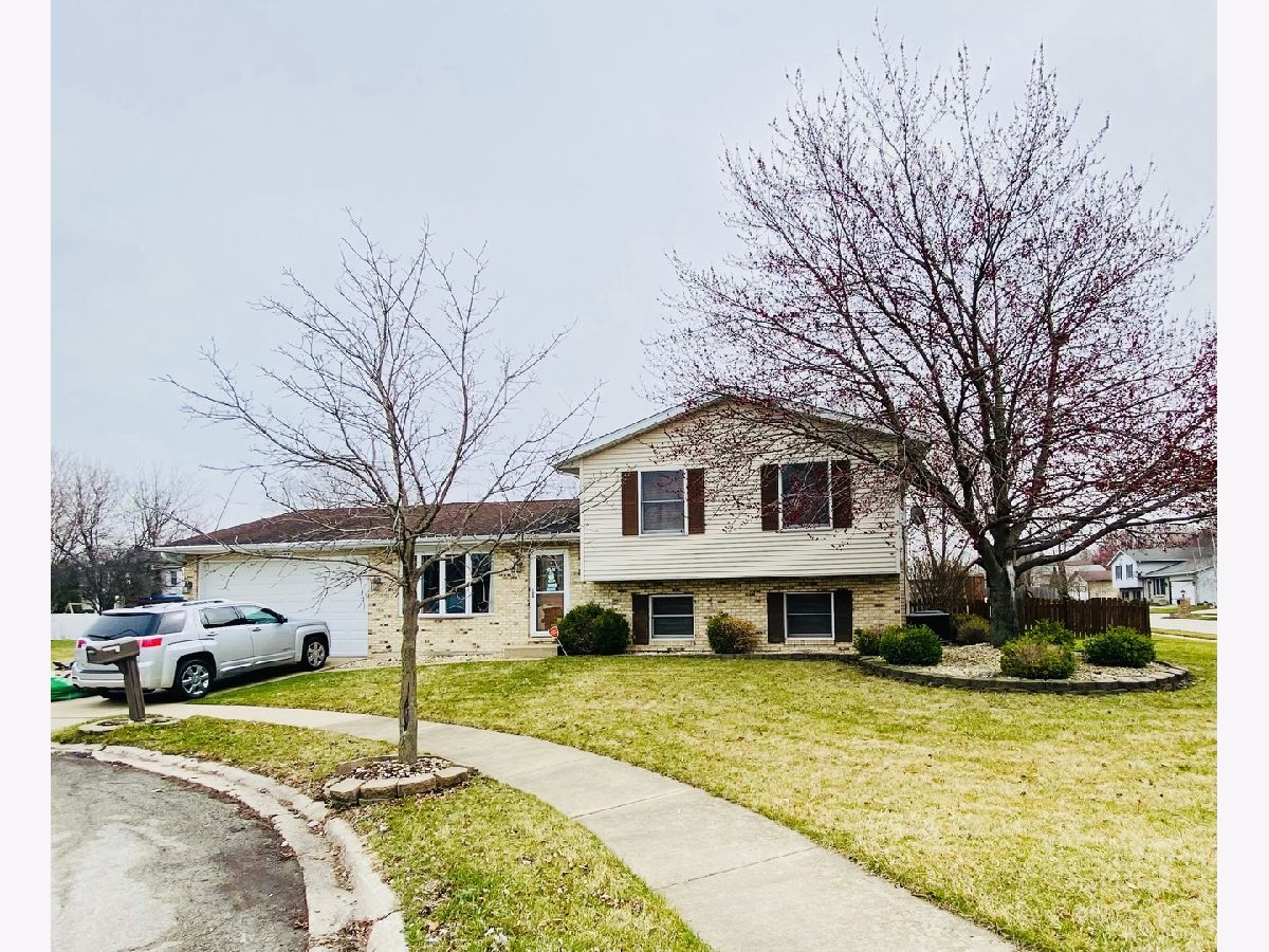 Homes Sold Cambridge Joliet Illinois, 3507 Karen
