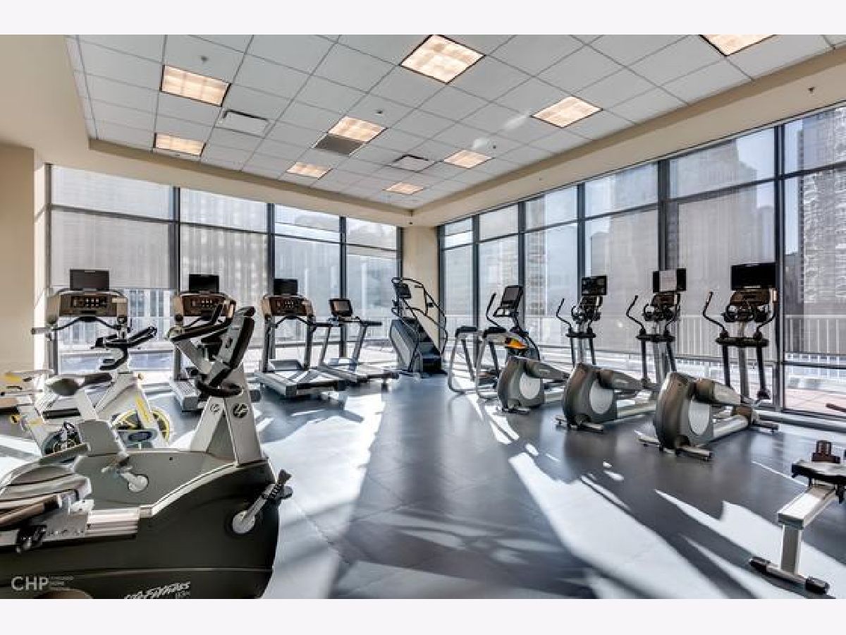 Condominiums Rented Fairbanks At Cityfront Chicago Illinois, 240 Illinois