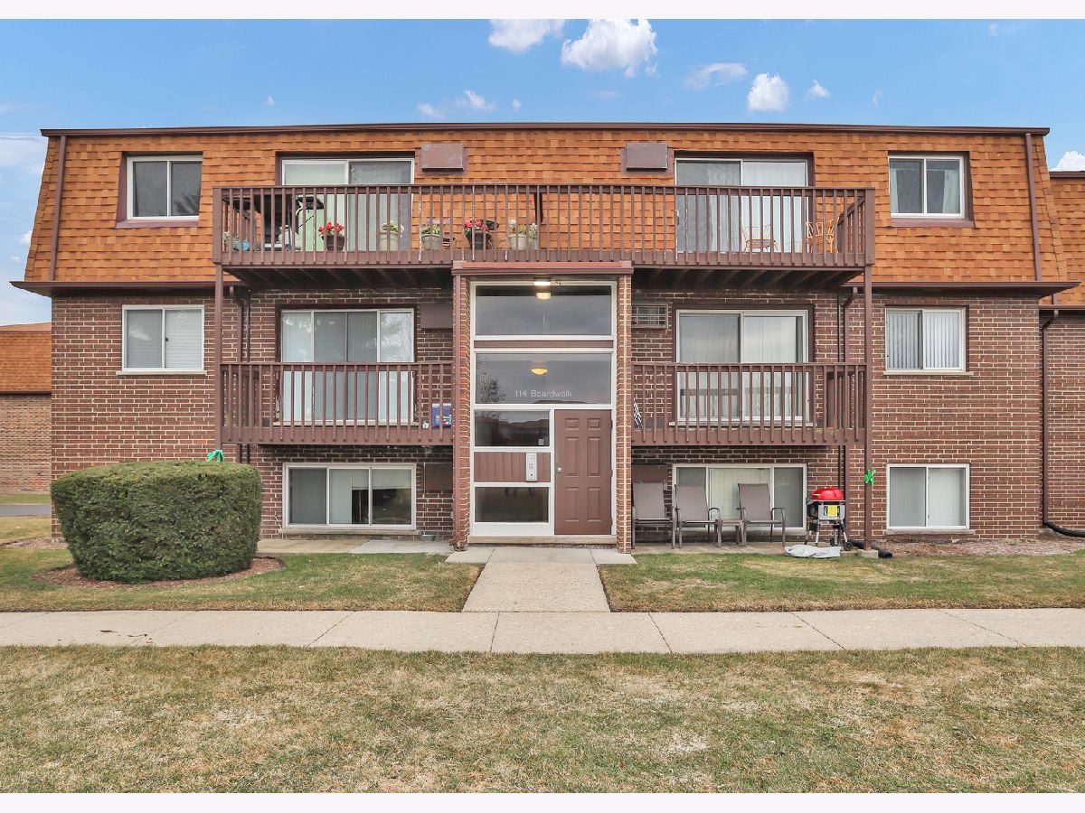Condominiums Sold Boardwalk Elk Grove Village Illinois, 114 Boardwalk