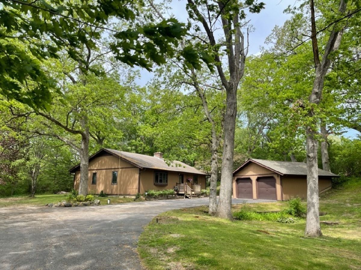 Homes Sold Green Ridge Spring Grove Illinois, 9313 Champion