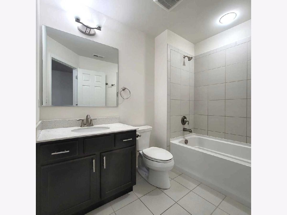Townhomes & Homes Sold Waterbury Schaumburg Illinois, 122 Waterbury