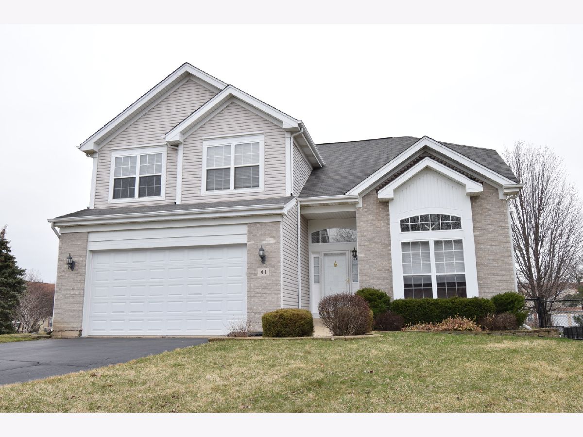 Townhomes & Homes Sold Prairie Pointe Streamwood Illinois, 41 Prairie Pointe