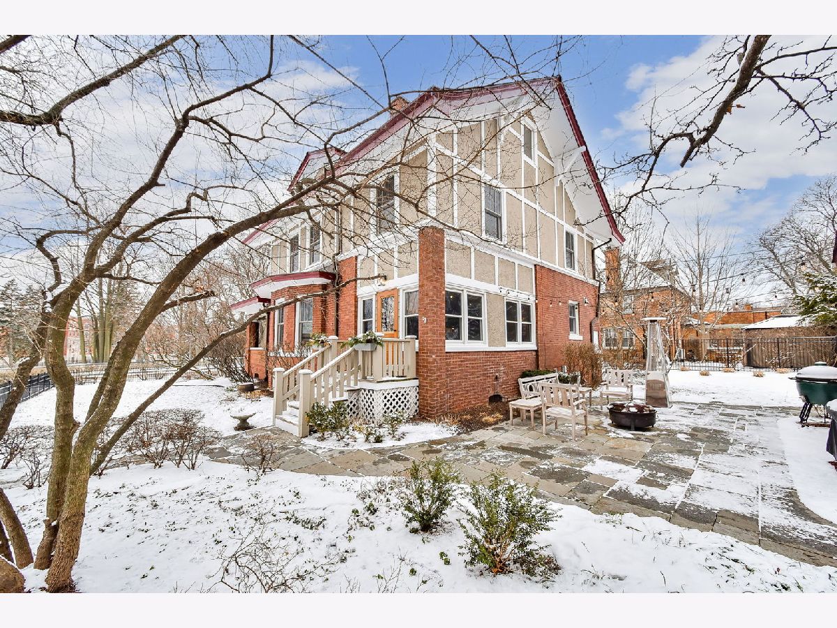 Homes Sold Fort Hill Naperville Illinois, 330 Brainard