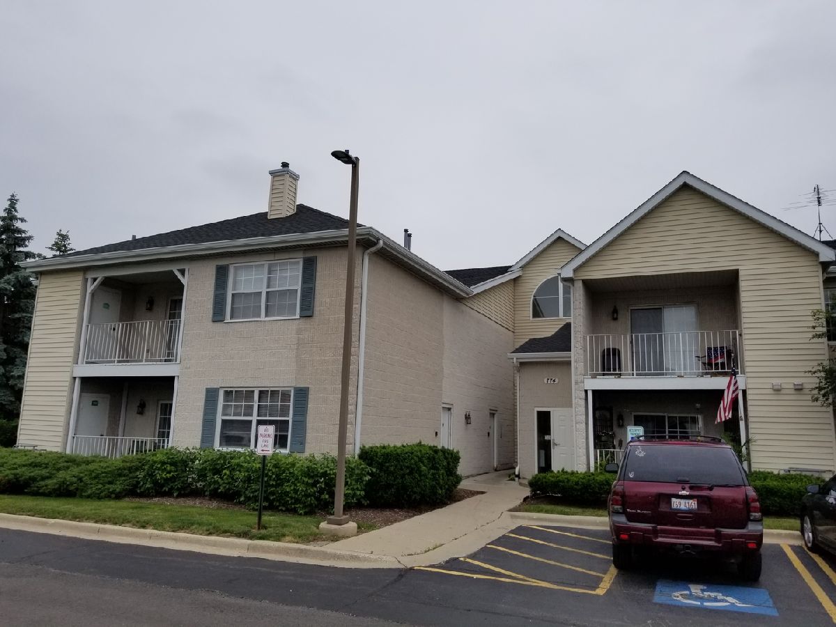 Condominiums Rented Legends Carol Stream Illinois, 774 Gary