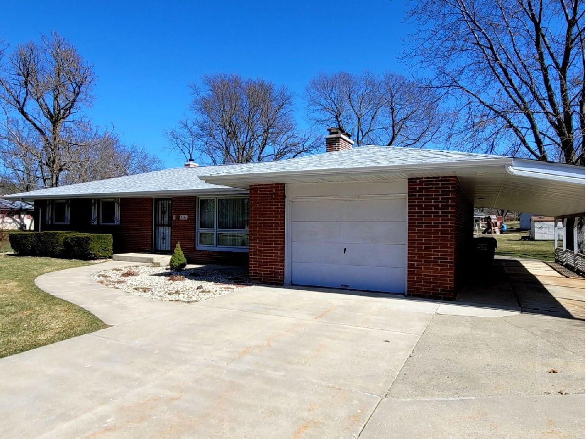  Rented Rockford Illinois, 5360 Milestone