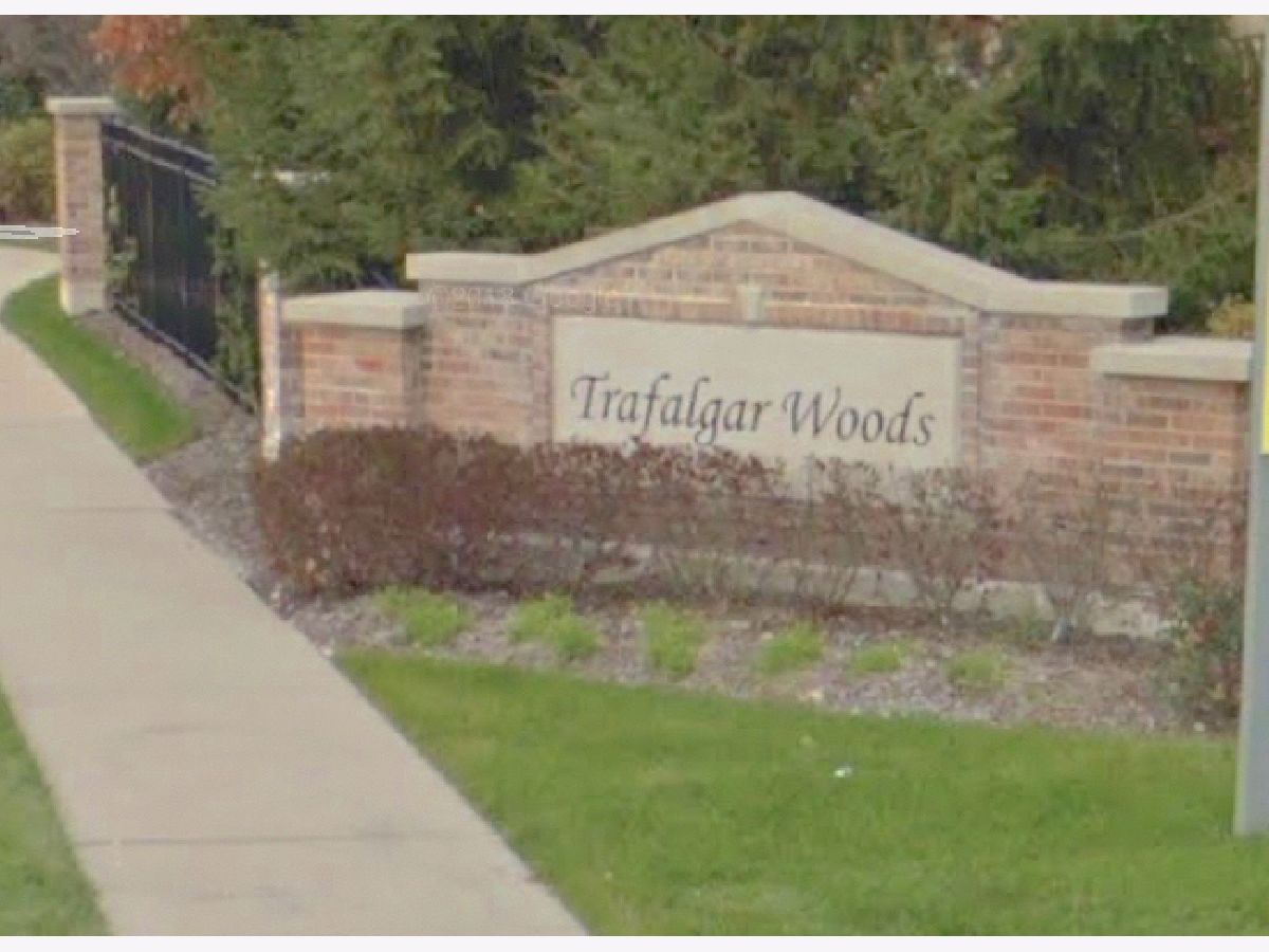 Condos & Townhomes Sold Trafalgar Woods Condominiums Morton Grove Illinois, 208 Prairie