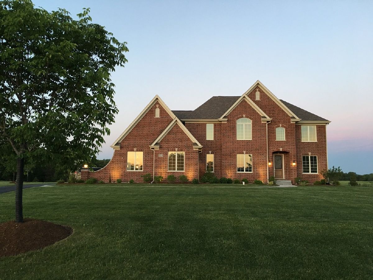 Homes Sold Enclave Of Heritage Estates Lake Barrington Illinois, 23215 Enclave